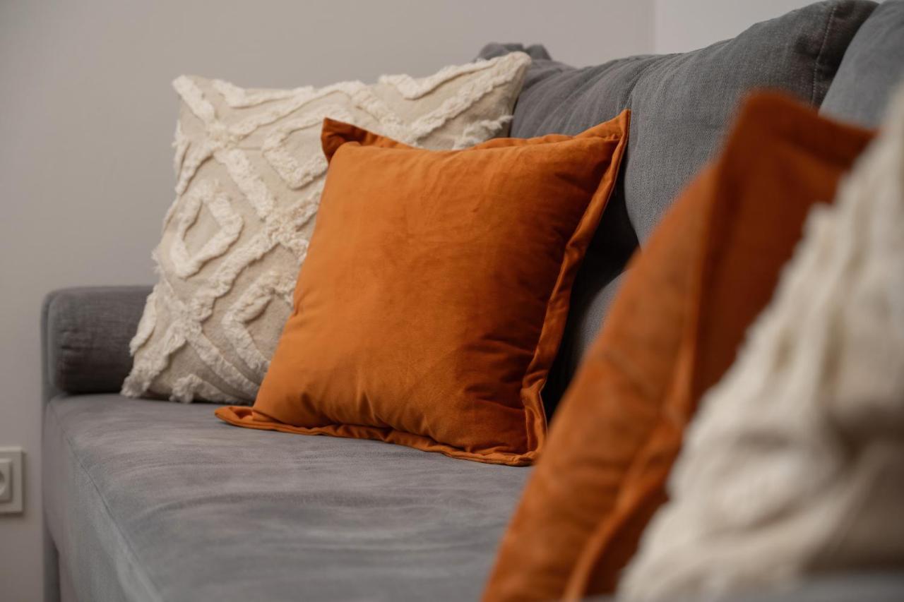 Trendy Studios With Home Office Near Wroclaw Main Station By Noclegi Renters Exterior foto